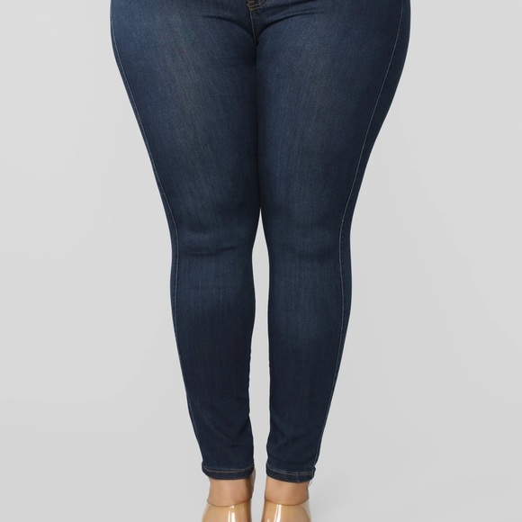 Brand new Women’s Fashion Nova Skinny Jeans-Size 1X - Picture 2 of 5